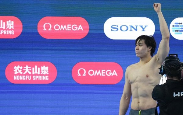 正规配资网 游泳世锦赛｜“蛙王”回归！